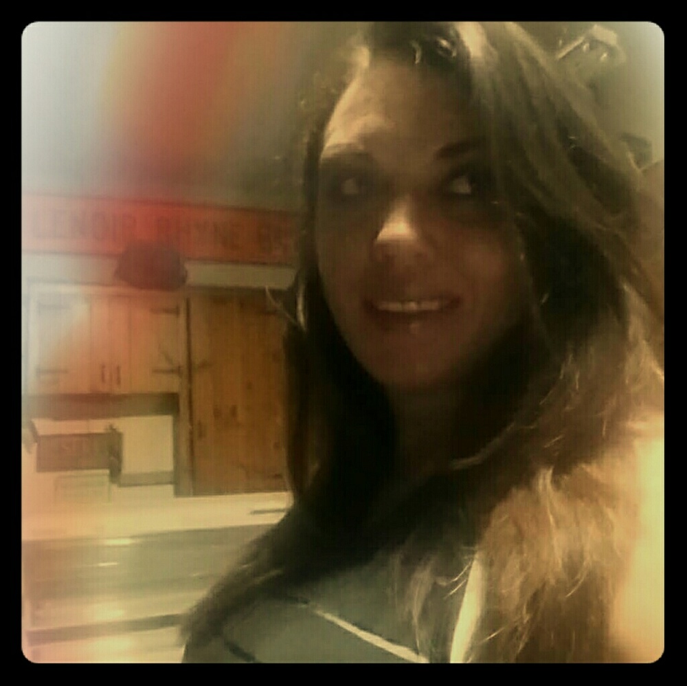 Meet your Posher, Desarai